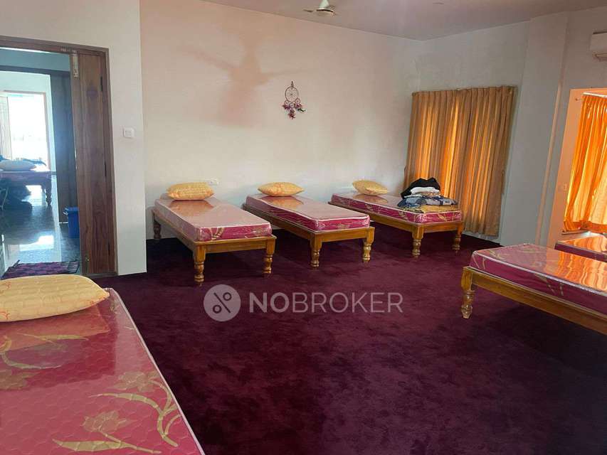 PG for Girls in Pallavaram