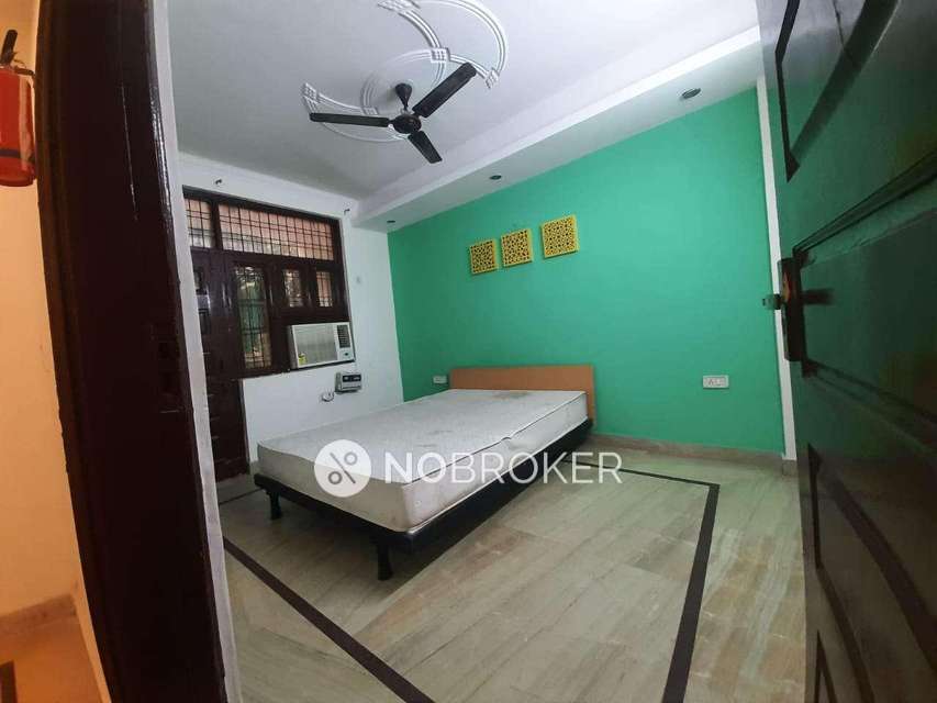 3 BHK Flat In Builder Floor For Sale  In Dwarka Sector 8