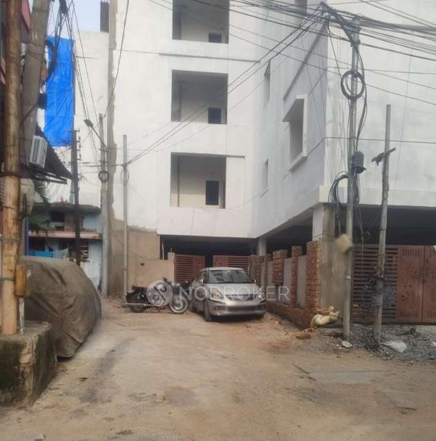 2 BHK Flat In Gowridommati For Sale  In Warasiguda