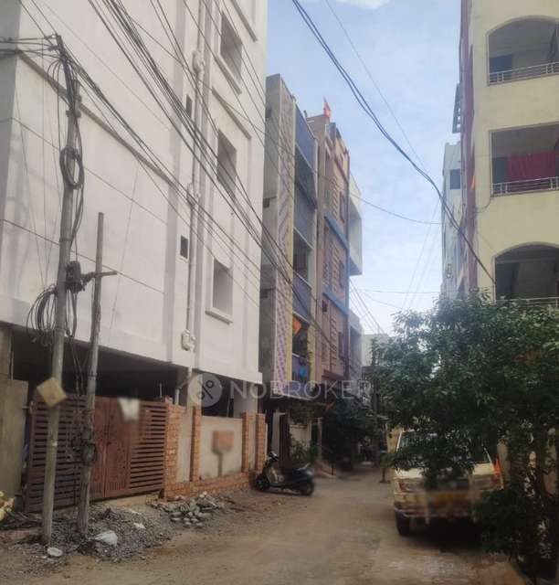 2 BHK Flat In Gowridommati For Sale  In Warasiguda