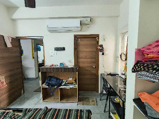 2 BHK Flat In Saanvi Madhuban For Sale  In Amberpet