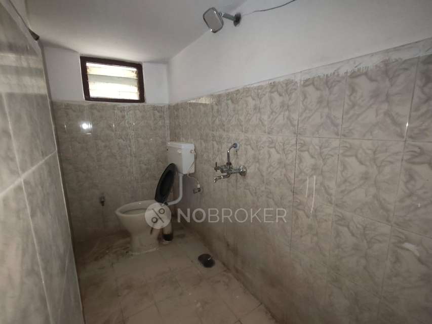 2 BHK Flat In Lake View Apartments For Sale  In Alwal