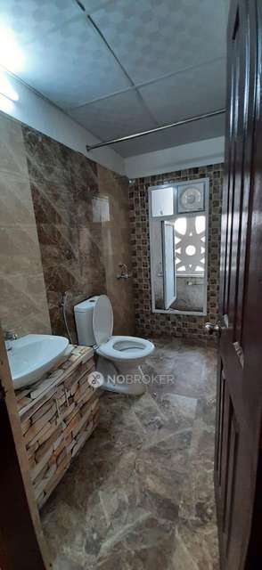 2 BHK Flat In Prateek Grand City For Sale  In Siddharth Vihar