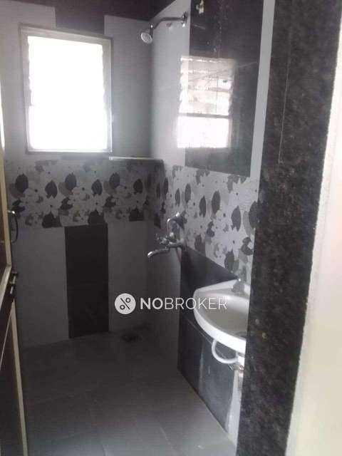 1 BHK Flat In Blue Hill Apartment For Sale  In Phata Somatane