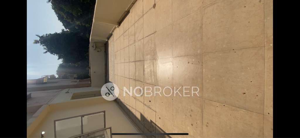 4 BHK Flat In Standalone Building  For Sale  In Madipur