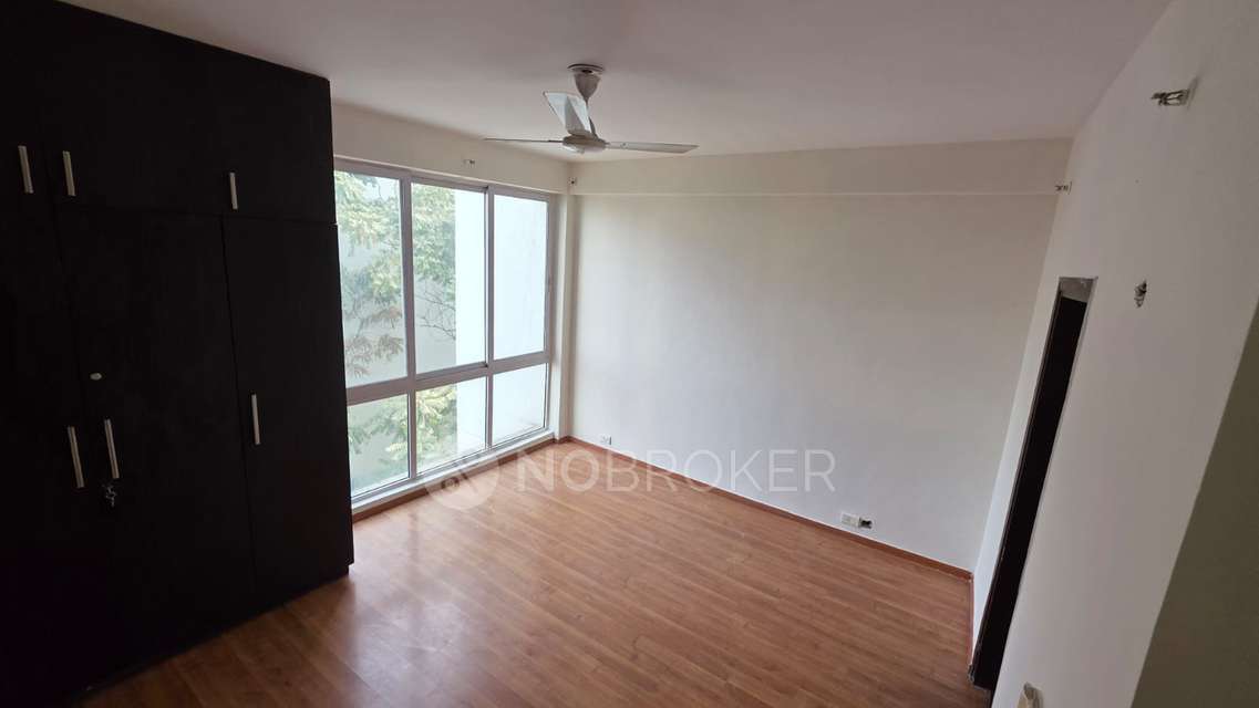 4 BHK Flat In Sovereign 2 Vatika City For Sale  In Sector 49