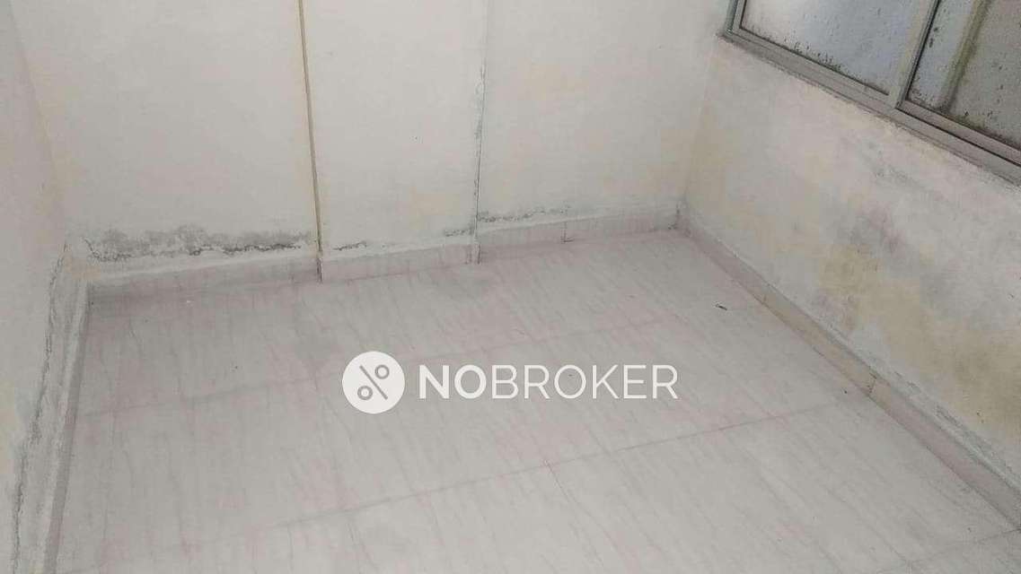1 BHK Flat In Standalone Building  For Sale  In  Vadgaon Budruk