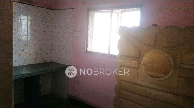 1 BHK Flat In Navmadhur Smruti Co-op Hsg Society For Sale  In Subhash Road, 