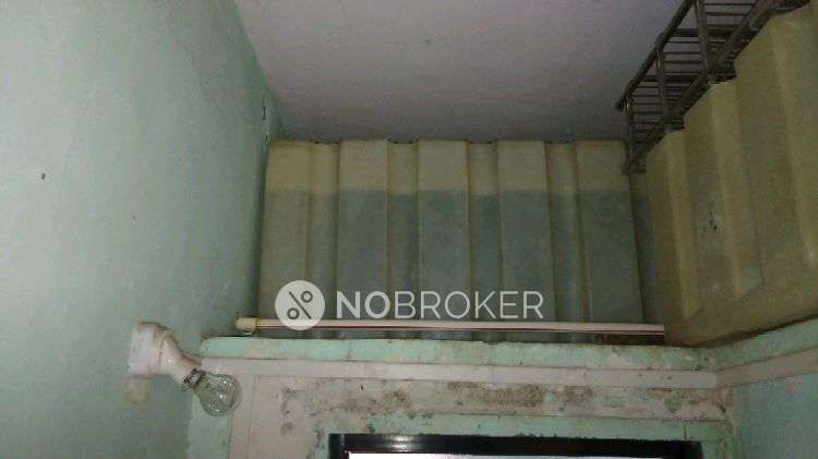 1 BHK Flat In Navmadhur Smruti Co-op Hsg Society For Sale  In Subhash Road, 