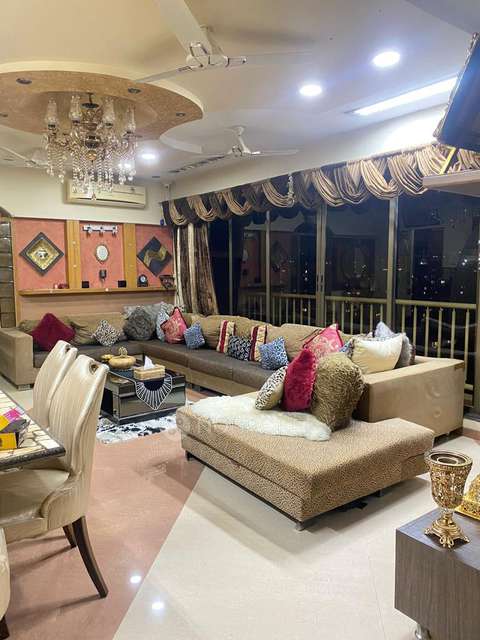 4+ BHK Flat In Kohinoor Appartment  For Sale  In Versova