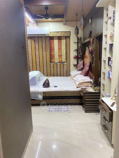 4+ BHK Flat In Kohinoor Appartment  For Sale  In Versova