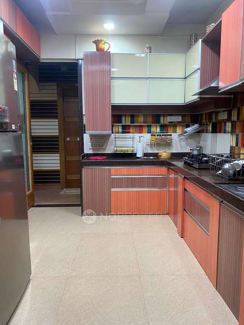 4+ BHK Flat In Kohinoor Appartment  For Sale  In Versova