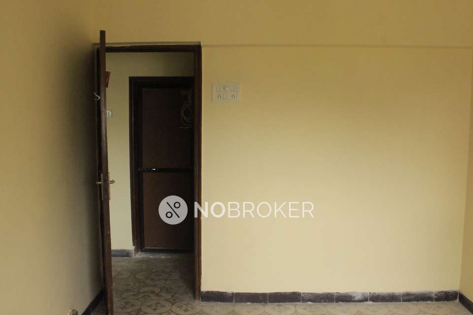 4+ BHK Flat In Kohinoor Appartment  For Sale  In Versova