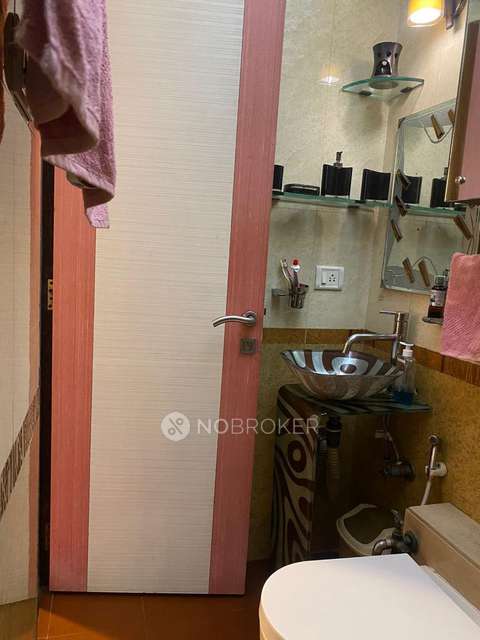 4+ BHK Flat In Kohinoor Appartment  For Sale  In Versova