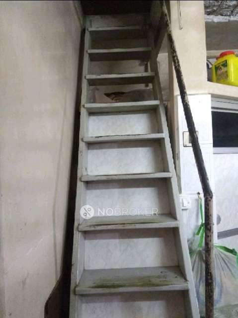 1 BHK Flat In Harihar Niwas Kalyan West For Sale  In Sahjanand Chowk