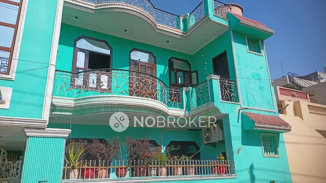 2 BHK House for Rent  In Sector 7