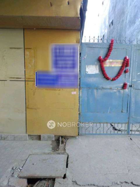 Industrial Building in Sector 21, Noida for Rent 