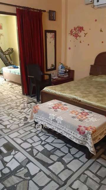 2 BHK Flat For Sale  In Govindpuri