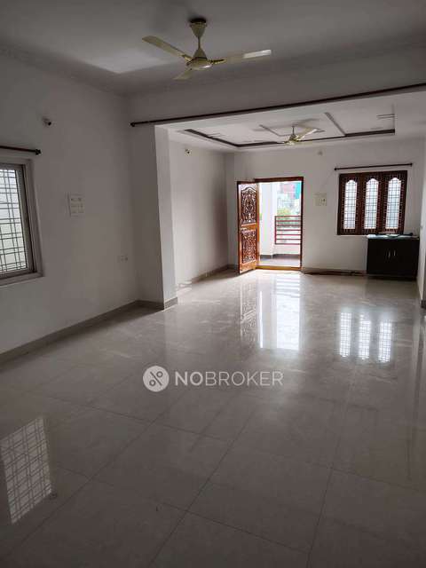 2 BHK Flat In Standalone Building  for Rent  In Chanakyapuri