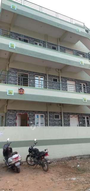 4+ BHK Flat In Sarojamma Nilaya  For Sale  In Ck Palya