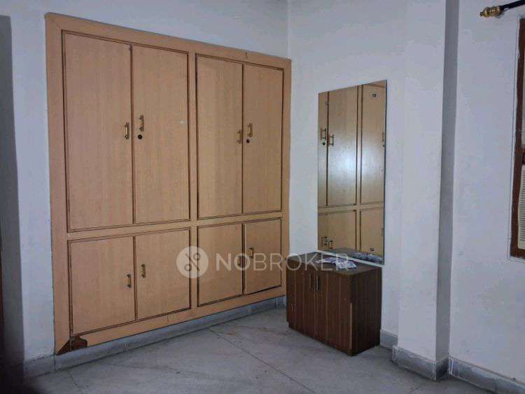 2 BHK House for Rent  In Picket Primary School Laxminagar