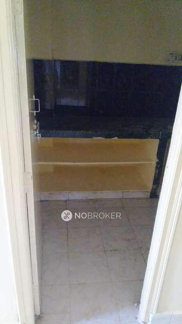 2 BHK Flat In Rohit Towers For Sale  In Miyapur