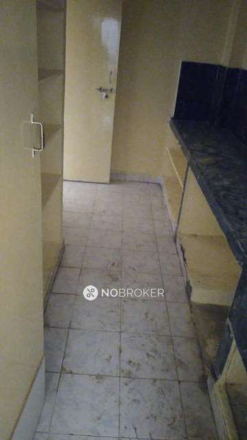 2 BHK Flat In Rohit Towers For Sale  In Miyapur