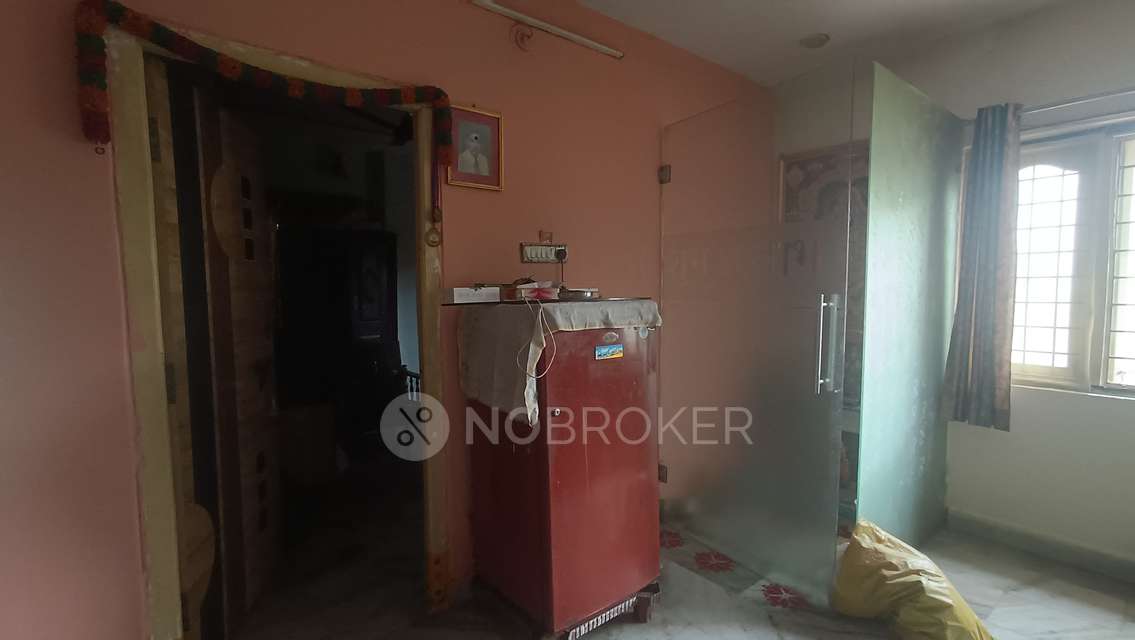 2 BHK Flat In Neha Plaza, Gk Colony, Neredmett,secunderabad For Sale  In Neha Plaza