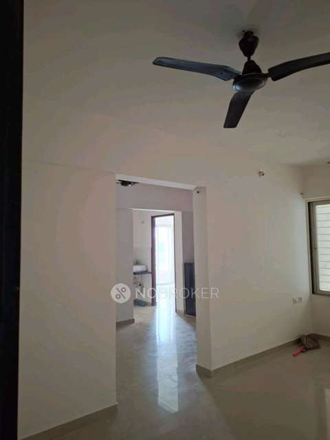 2 BHK Flat In Supertech Defence Colony Phase Iv for Rent  In Defence Colony Phase 4