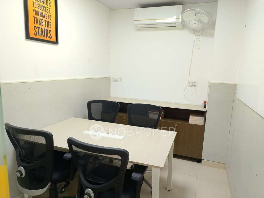 Industrial Building in Sector 80, Noida for Rent