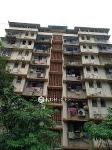 1 BHK Flat In Golden Star Chs For Sale  In Santacruz East