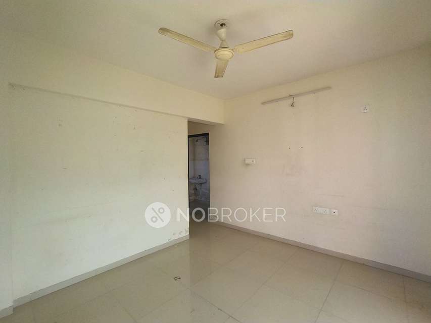 2 BHK Flat In Supertech Defence Colony Phase 1 For Sale  In Wagholi