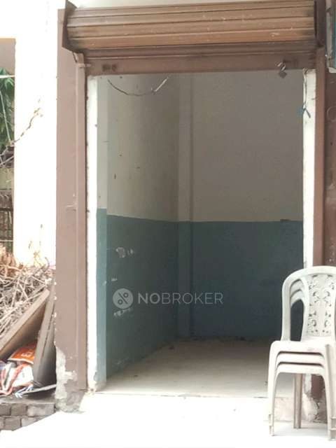 Shop in  Sector 17, Gurgaon for Rent 