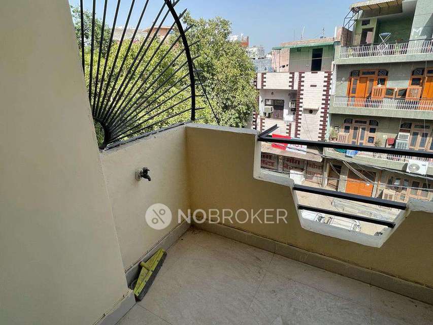 4 BHK Flat In Dda  Lig Flat For Sale  In Vikashpuri