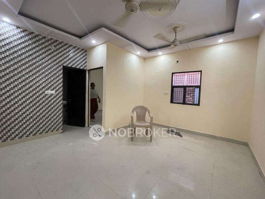 4 BHK Flat In Dda  Lig Flat For Sale  In Vikashpuri