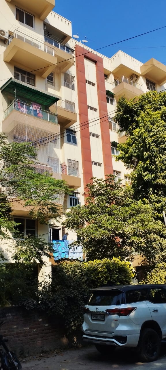 Swasthya Vihar Laxmi Nagar, delhi Apartments/Flats NoBroker