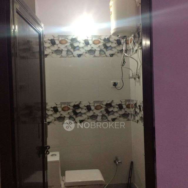 PG for Girls in P106, Block P, Laxmi Nagar, New Delhi, Delhi, 110092, India