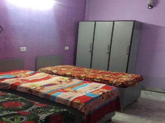 PG for Girls in P106, Block P, Laxmi Nagar, New Delhi, Delhi, 110092, India