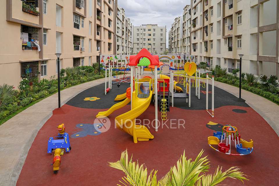 3 BHK Flat In Empire Meadows for Rent  In Empire Meadows Apartments