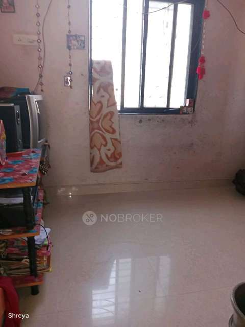 1 RK House for Rent  In Road ****** *