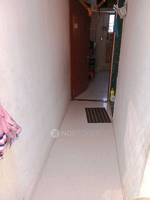1 RK House for Rent In Road ****** *