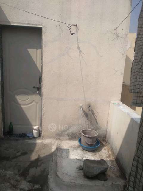 1 RK House for Rent  In Road ****** *
