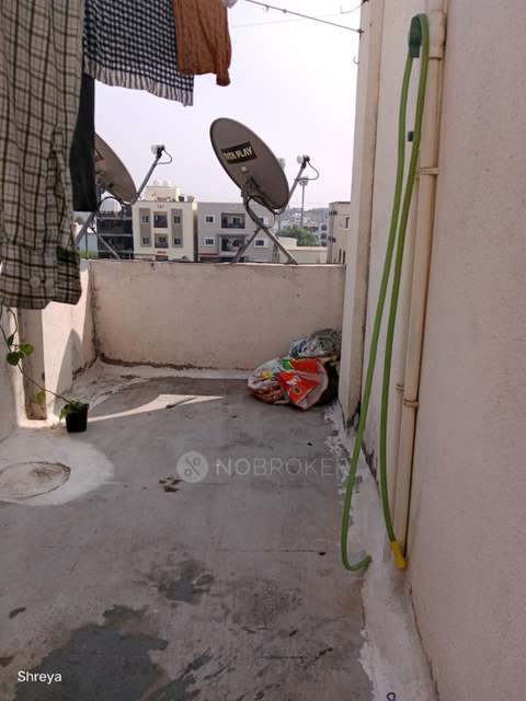 1 RK House for Rent  In Road ****** *