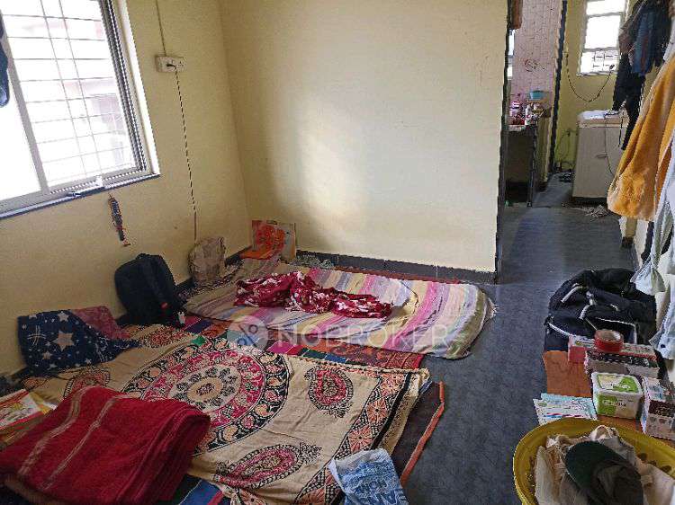 1 RK Flat In Shanti Sadan Roommate Required  for Rent  In Jijamata Chowk
