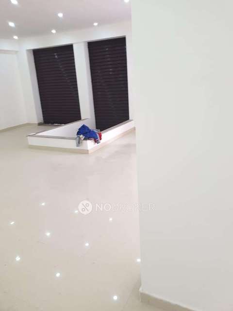 Office Space in Qutub Vihar, Delhi for sale 