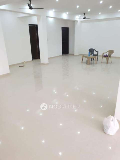 Office Space in Qutub Vihar, Delhi for sale 