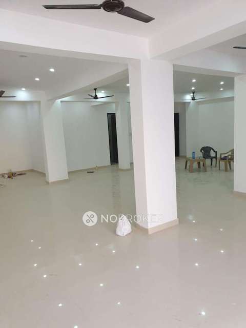 Office Space in Qutub Vihar, Delhi for sale 