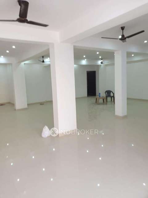 Office Space in Qutub Vihar, Delhi for sale 