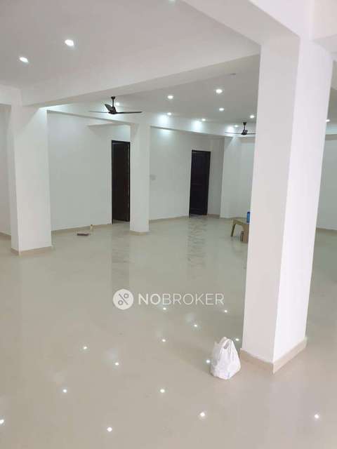 Office Space in Qutub Vihar, Delhi for sale 