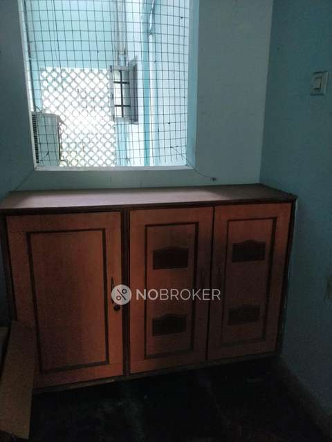 2 BHK Flat In Maurya Towers For Sale  In Adikmet